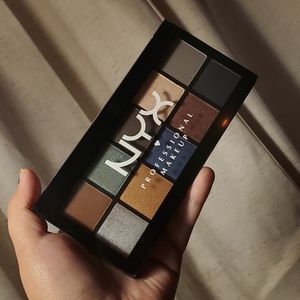 NYX custom palette